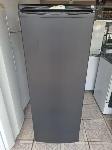 Freezer Electrolux F210 + Enttega gratis em Sorocaba.