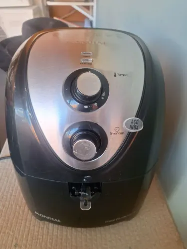 VENDO AIRFRYER MUNDIAL GRAND FAMILY 5L NÃO FAÇO ENTREGA