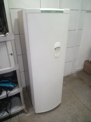 Geladeira Consul slim