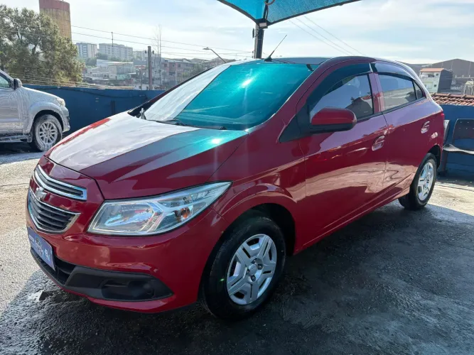 Chevrolet Onix Hatch LT 1.0 8V Flex Power Mec. 4P 2014