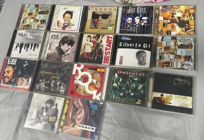 Lote CDs MPB, Rock nacional, Internacional