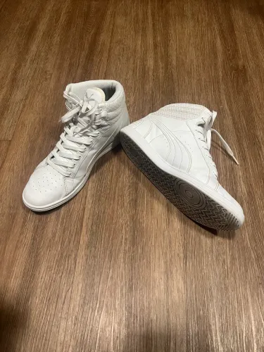Tênis PUMA branco, cano médio n.38