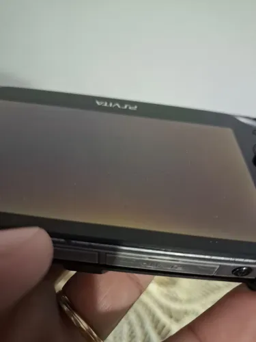 ? PS Vita Sony Preto Completo com Grip 