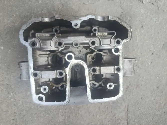 Cabeçote trincado cb300