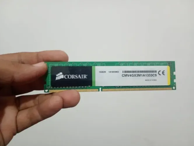 Memória Ram DDR3 4 Gigas Corsair