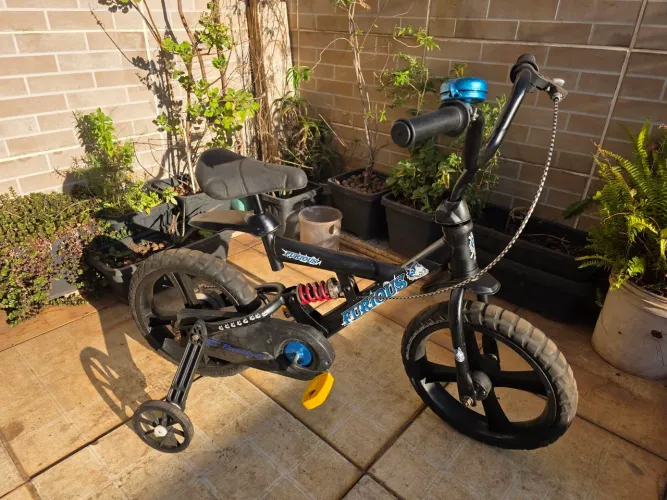 Rara bicicleta Bandeirante customizada aro 16 com mola!