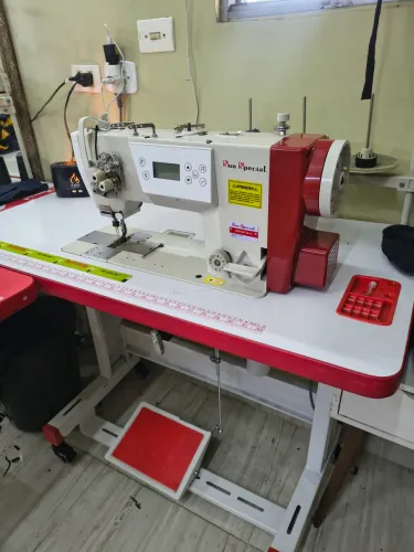 Máquina de costura prespontadeira