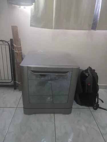 Lavar louça Electrolux 8 serviço 