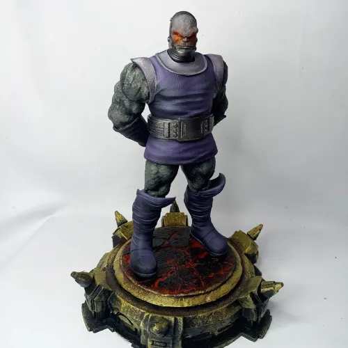 Darkseid - Escultura 3D Pintada à Mão | Aproximadamente 30 cm