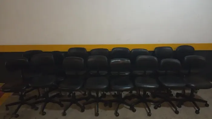CADEIRA PARA ESCRITORIO - GIROFLEX - LEIA A DESCRIÇÃO