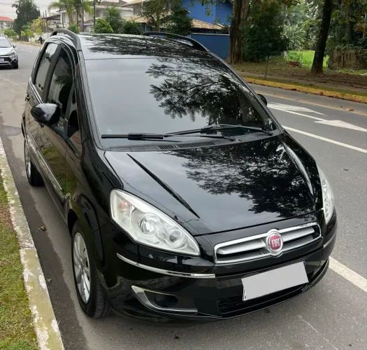 Fiat Idea Essence 1.6 Flex 16V 5P 2014