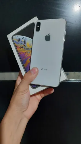 Iphone xs Max 64gb