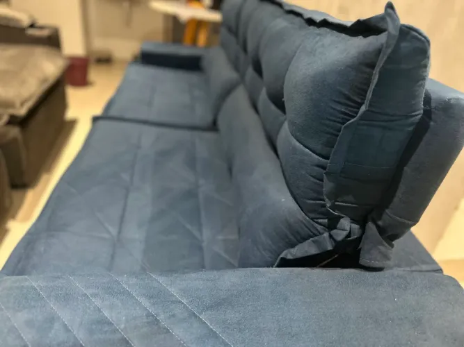 Sofá 4 lugares retrátil e reclinável azul 