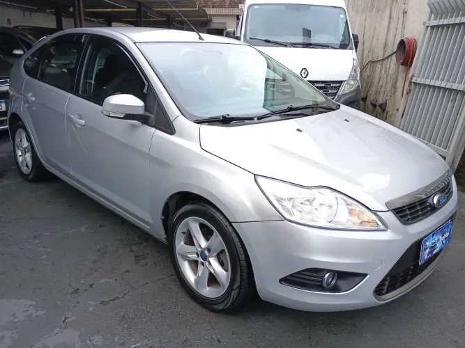 Ford Focus 1.6 S/se/se Plus Flex 8v/16v 5P 2011