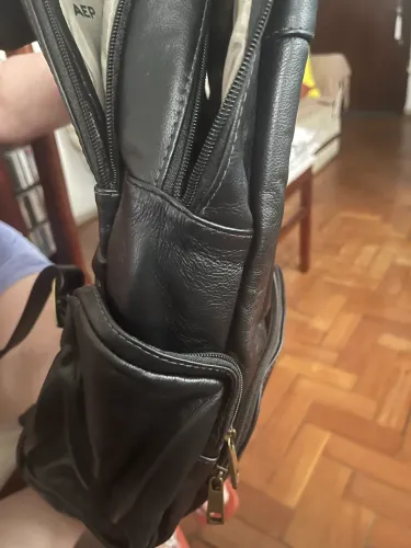 Mochila de couro legítimo nova