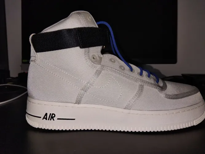 Sapato Nike Air Force 1 High '07 LV 8 Move Masculino