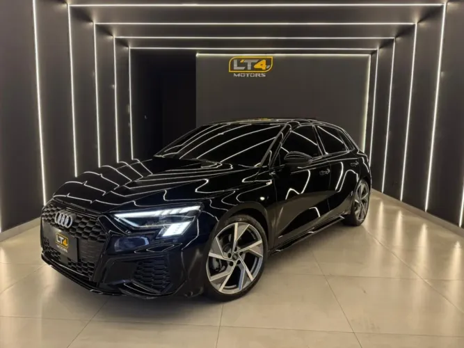 Audi A3 Sportb. Perf. Black 2.0 TFSI S-tronic 2024