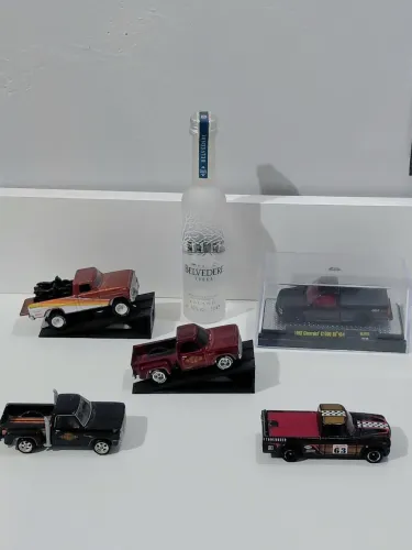 Hotwheels premium 
