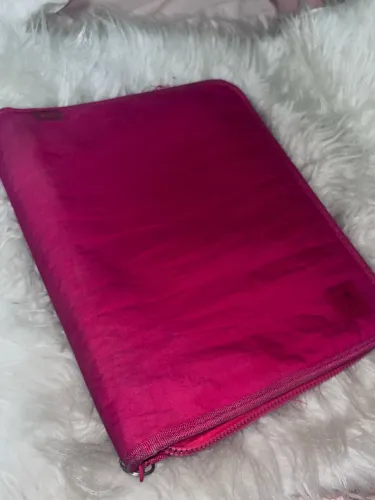 Fichário Tilibra rosa com zíper