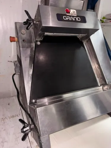 Cilindro Laminador de Massas Grano com Esteira - Industrial em Inox