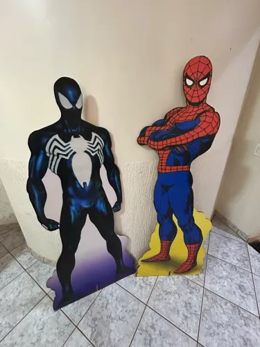 Totem de madeira mdf Festa Infantil Homem Aranha e Venom