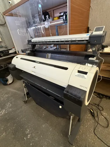 Plotter Canon IPF770 - com scanner grande formato integrado -Impressão em papel