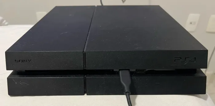 Ps4 500gb - 2 controles