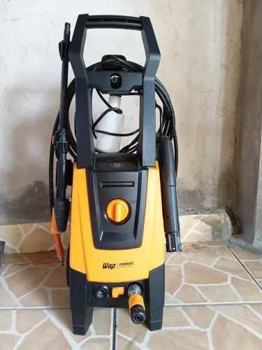 Lavadora de Alta Pressão WAP Combate Turbo 2600