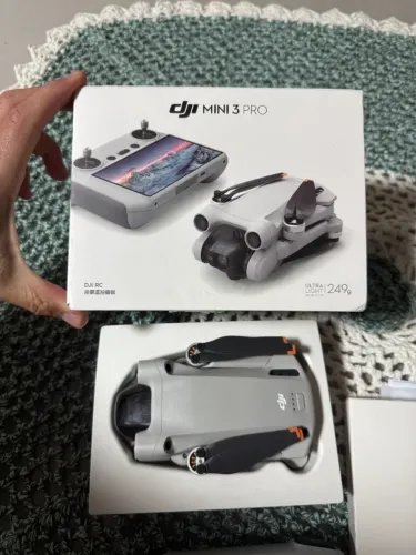 Drone DJI Mini 3 pró Controle na tela