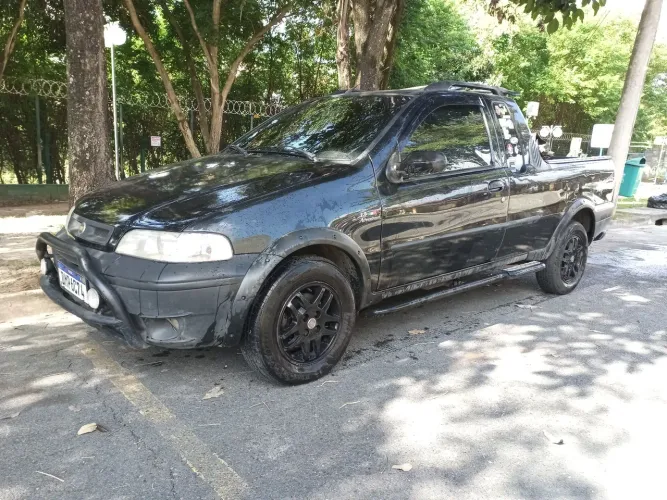 Fiat Strada Adv/adv Tryon 1.8 MPI Flex 8V CE 2005