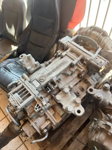 Caixa de câmbio manual Mercedes -benz axor 2831