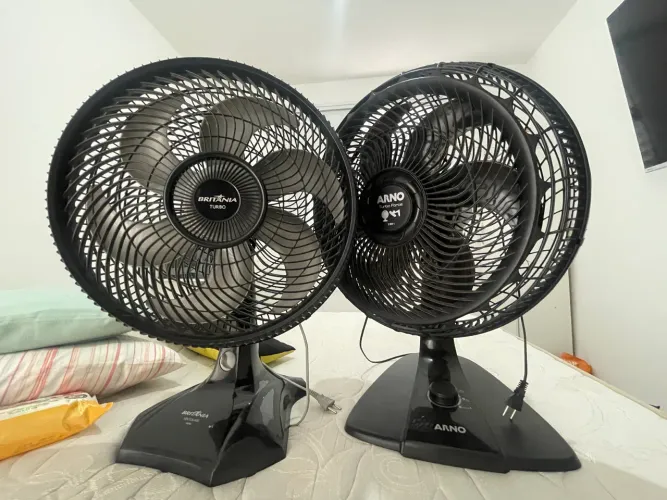 Dois ventilador 