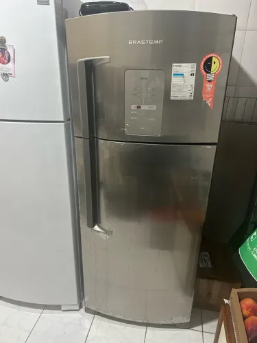 Vendo Geladeira Brastemp 403L