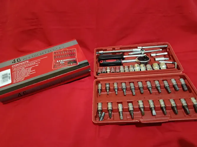 Kit Ferramenta 46 Pcs Soquete Catraca 1/4" Nova Lacrada