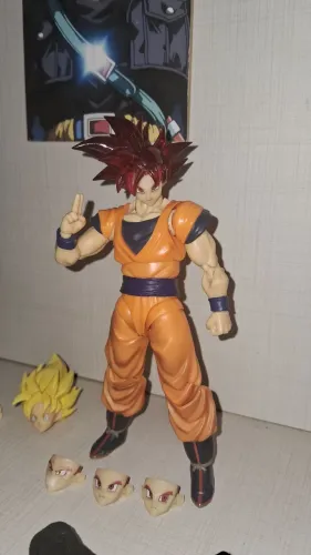 Goku fullpower com muitos intes extras