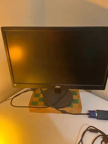 monitor AOC