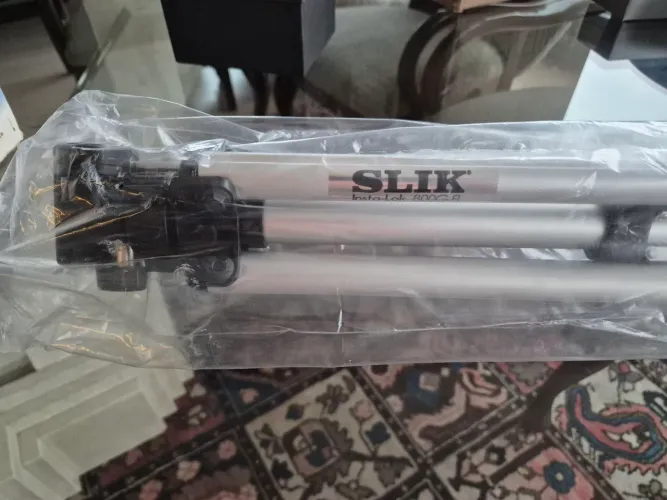 Tripé SLIK 800G-FL NOVO nunca usado