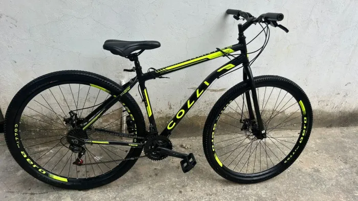 BICICLETA ARO 29 NOVA TAMANHO DO QUADRO 21/ CÂMBIO 21 MARCHAS 