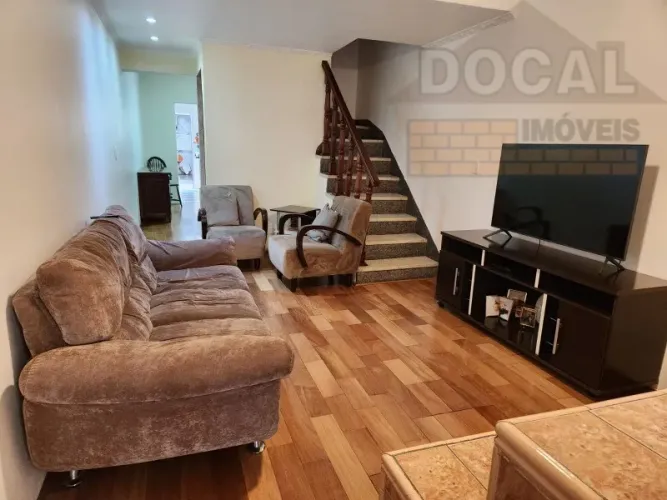 Casa à venda em Taboão da Serra-SP, Jardim Monte Alegre: 3 quartos, 2 salas, 2 banheiros,