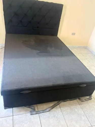 Box e cabeceira de casal