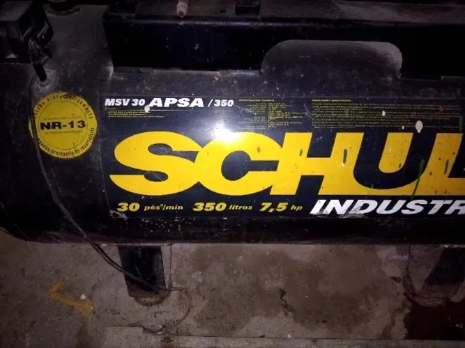 Vendo compressor de ar SCHULZ msv30 apsa/350 7,5Hp