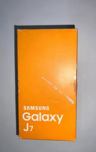 Samsung Galaxy J7