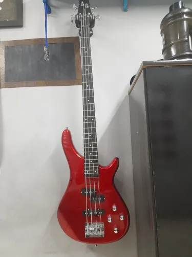 Baixo Giannini GB 200 A - 4 Cordas Ativo
