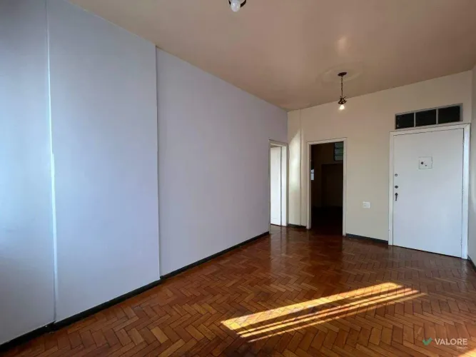 Apartamento à venda, 3 quartos, 97m² de área no Centro.