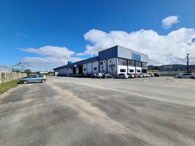 Galpão a venda em Gaspar na Rodovia Jorge Lacerda - 12.000 m² de área