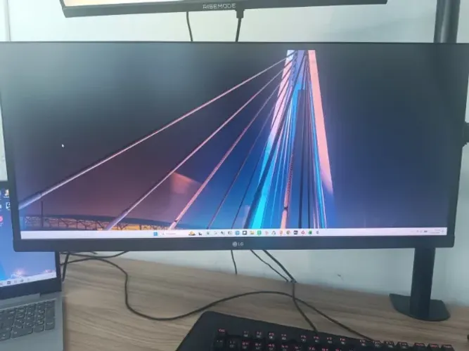 Monitor ultra wide LG 29 polegadas