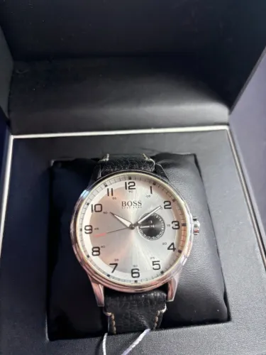 Relógio HUGO BOSS - original de couro