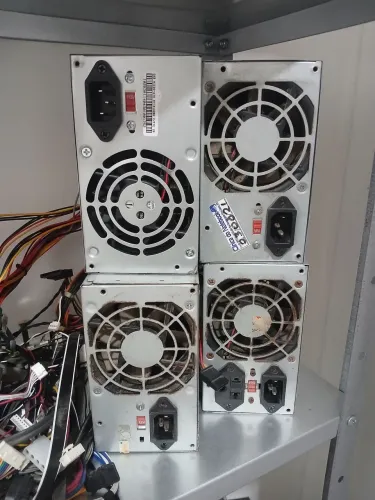Vendo fonte de PC nova e usada boa
