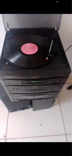 Som com toca disco 