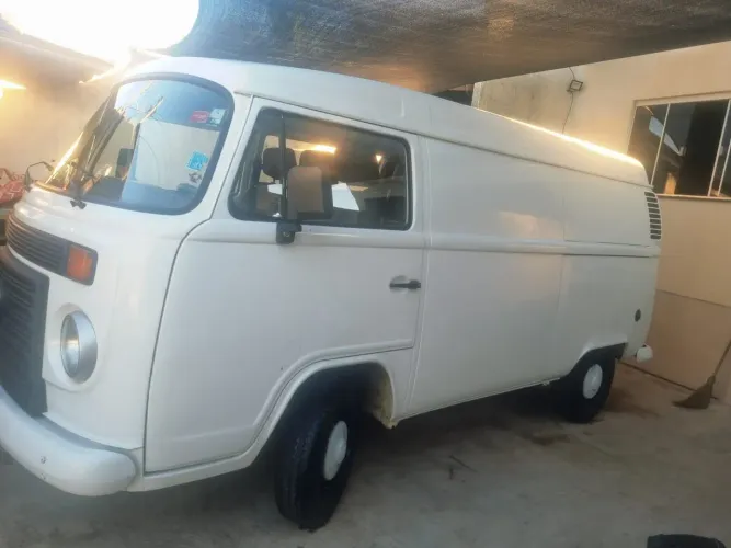 Volkswagen Kombi Furgão 1.4 MI Total Flex 8V 2009